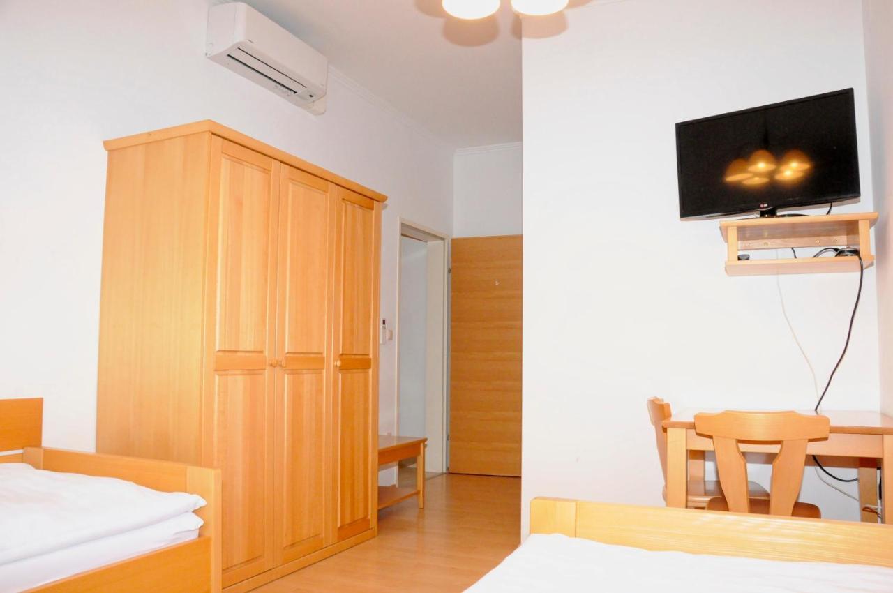 Privatzimmer Familie Schwarz Viena Cameră foto